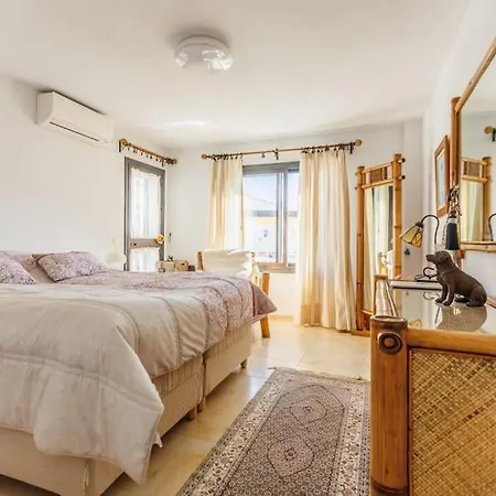 Apartment Luxurious Space For Your Vacation Benalmadena